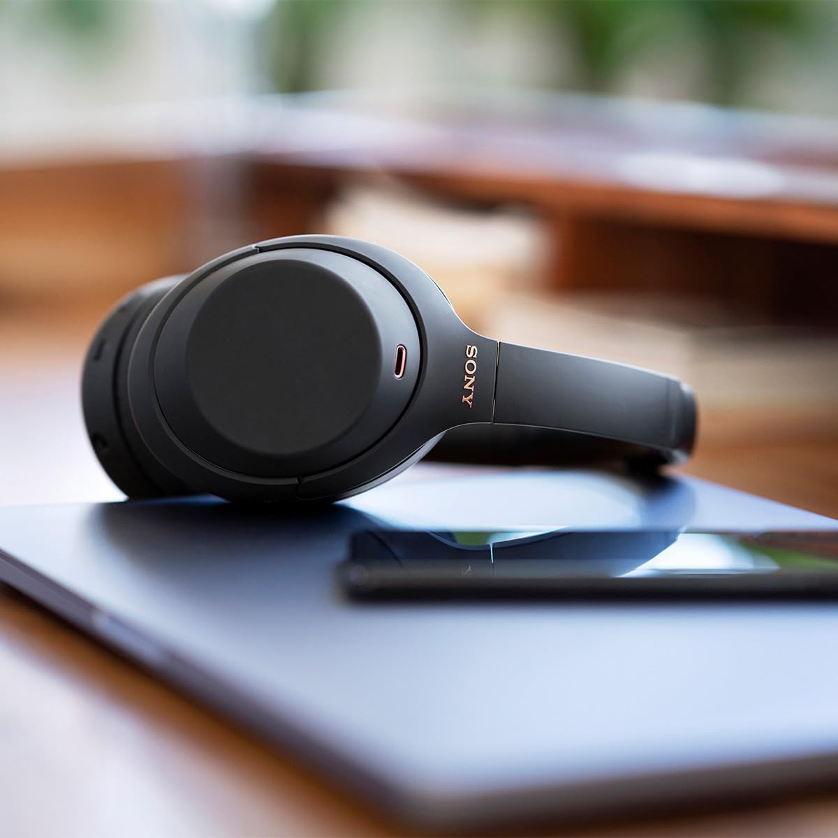 Sony WH-1000XM4 fone Bluetooth para viagens com cancelamento de ruído